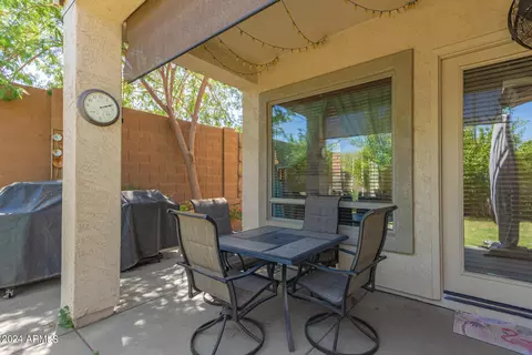 Exterior - 7453 S 19th St, Phoenix, AZ 85042 photo 9 of 14