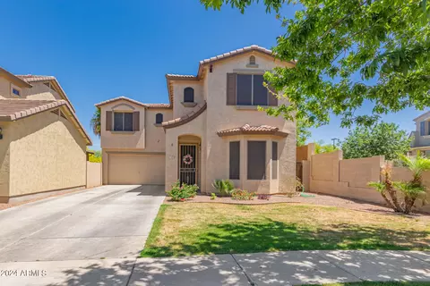 Exterior - 7453 S 19th St, Phoenix, AZ 85042 photo 2 of 14