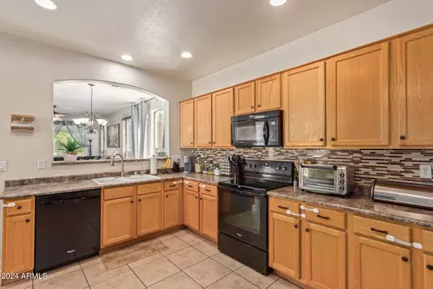 Kitchen - 7453 S 19th St, Phoenix, AZ 85042 photo 2 of 4