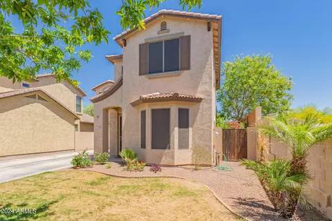 Exterior - 7453 S 19th St, Phoenix, AZ 85042 photo 6 of 14