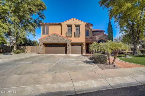 Exterior - 3036 E San Pedro Ct, Gilbert, AZ 85234 photo 4 of 17