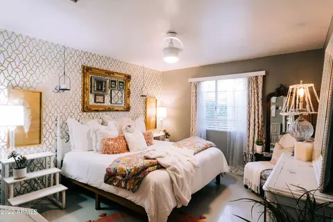 Bedroom - 2343 Earll Dr, Phoenix, AZ 85016 photo 2 of 10