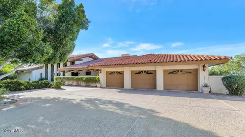 Exterior - 5401 E Valle Vista Rd, Phoenix, AZ 85018 photo 8 of 8