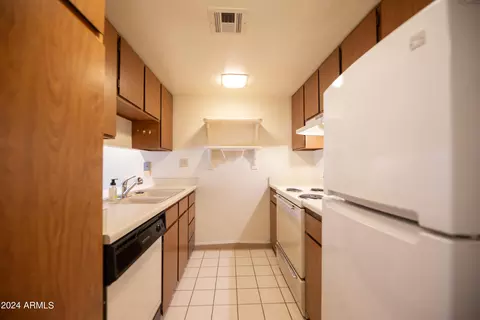 3033 E Devonshire Ave #1032, Phoenix, AZ 85016 photo 9