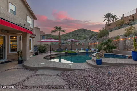 Exterior - 2010 E Glenhaven Dr, Phoenix, AZ 85048 photo 14 of 29