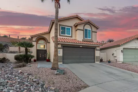 Exterior - 2010 E Glenhaven Dr, Phoenix, AZ 85048 photo 4 of 29