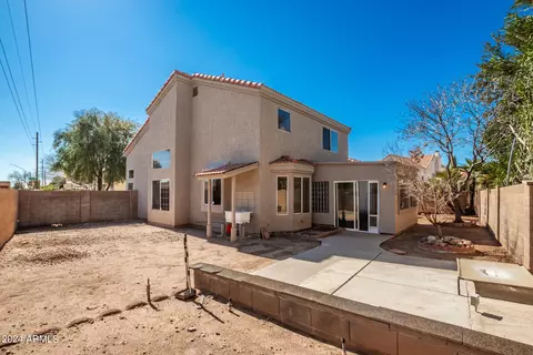 802 W Iris Dr, Gilbert, AZ 85233 photo 31