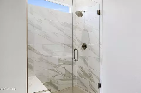 Bath - 5967 E Lone Cactus Rd, Phoenix, AZ 85054 photo 5 of 6
