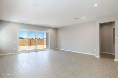 5951 E Lone Cactus Rd, Phoenix, AZ 85054 photo 14