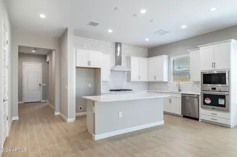 5951 E Lone Cactus Rd, Phoenix, AZ 85054 photo 7