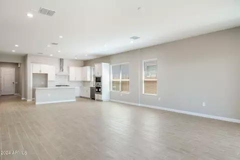 5951 E Lone Cactus Rd, Phoenix, AZ 85054 photo 17