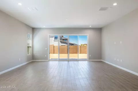 5951 E Lone Cactus Rd, Phoenix, AZ 85054 photo 12