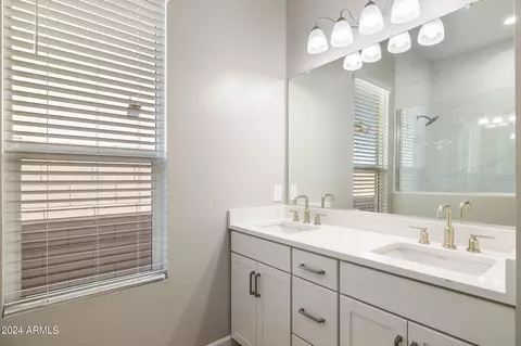 5951 E Lone Cactus Rd, Phoenix, AZ 85054 photo 28