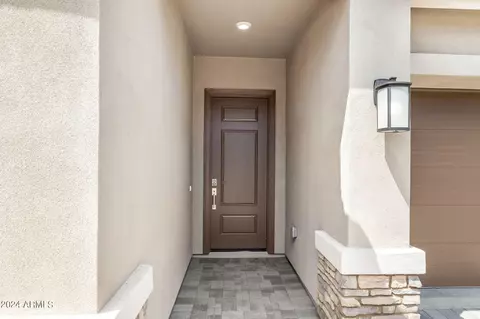 5951 E Lone Cactus Rd, Phoenix, AZ 85054 photo 4
