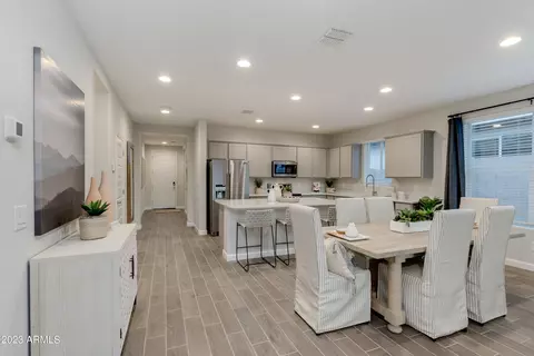 Dining - 5958 E Lone Cactus Rd, Phoenix, AZ 85054 photo 1 of 2