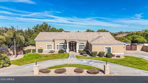 3714 E Redfield Rd, Gilbert, AZ 85234 photo 1