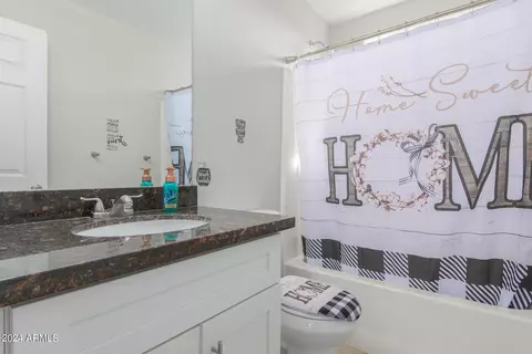Bath - 2191 E Greenlee Ave, Apache Junction, AZ 85119 photo 3 of 3