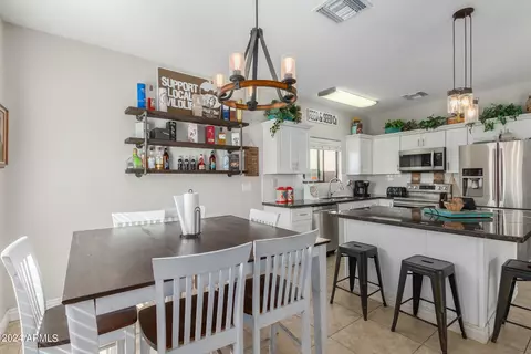 Kitchen - 2191 E Greenlee Ave, Apache Junction, AZ 85119 photo 11 of 11