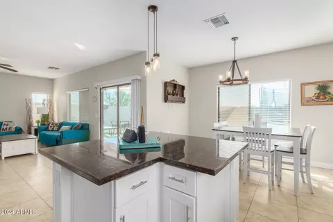 Kitchen - 2191 E Greenlee Ave, Apache Junction, AZ 85119 photo 9 of 11