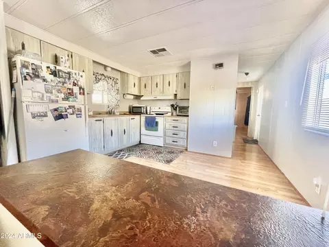 318 S Crismon Rd #16, Mesa, AZ 85208