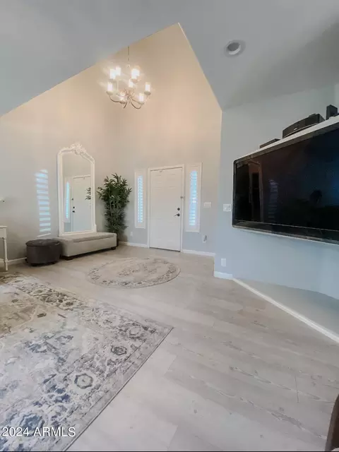 1124 E Rose Ln #13, Phoenix, AZ 85014 photo 5