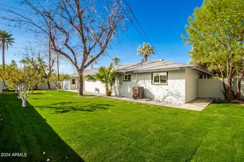 Exterior - 1201 E Palmaire Ave, Phoenix, AZ 85020 photo 7 of 8