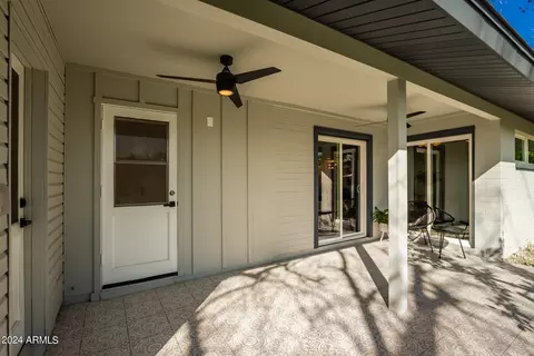 Exterior - 1201 E Palmaire Ave, Phoenix, AZ 85020 photo 5 of 8