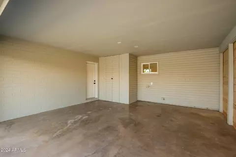 Exterior - 1201 E Palmaire Ave, Phoenix, AZ 85020 photo 4 of 8