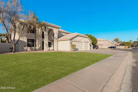 Exterior - 4290 E Desert Ln, Gilbert, AZ 85234 photo 15 of 39