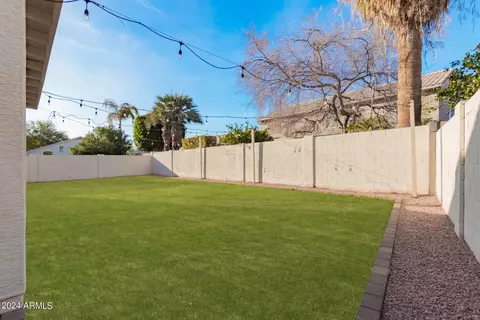 Exterior - 4290 E Desert Ln, Gilbert, AZ 85234 photo 31 of 39