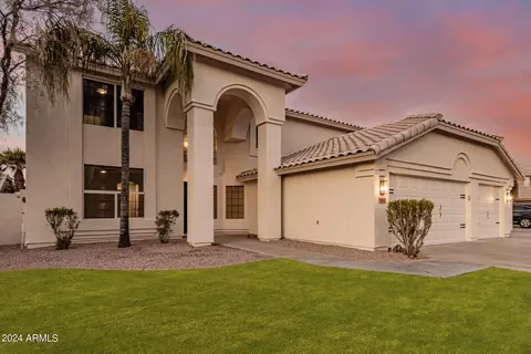 Exterior - 4290 E Desert Ln, Gilbert, AZ 85234 photo 10 of 39