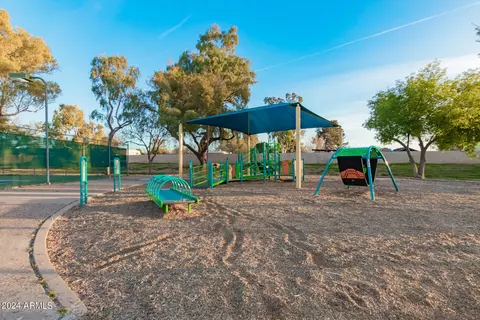 View/Area - 4290 E Desert Ln, Gilbert, AZ 85234 photo 2 of 11