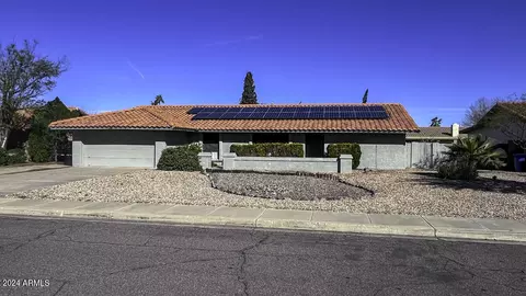 1218 E Vinedo Ln, Tempe, AZ 85284