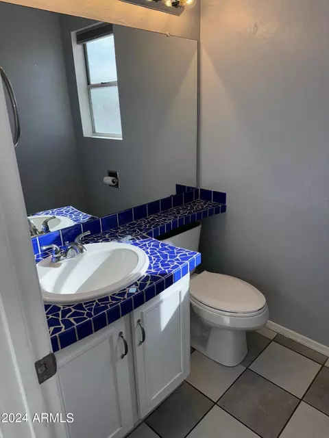 3913 E Park Ave, Phoenix, AZ 85044 photo 9