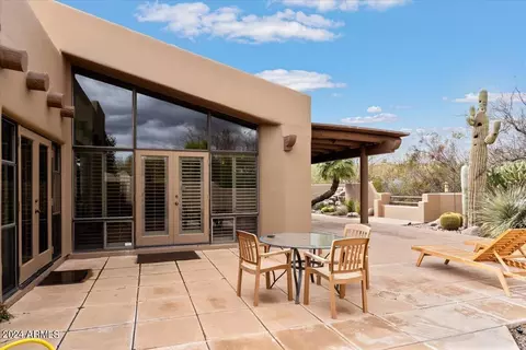 9210 E Whitethorn Cir, Scottsdale, AZ 85266