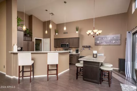 2101 E Parkside Ln, Phoenix, AZ 85024 photo 4