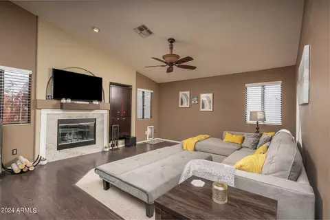 2101 E Parkside Ln, Phoenix, AZ 85024 photo 7