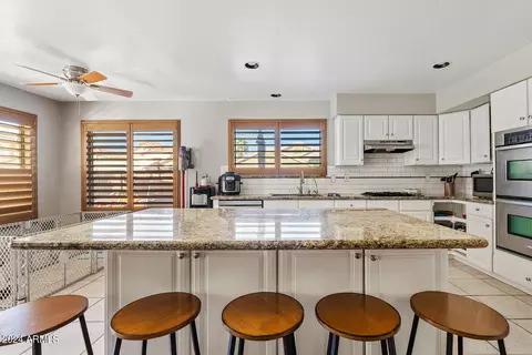 Kitchen - 1233 E Spur Ave, Gilbert, AZ 85296 photo 2 of 5