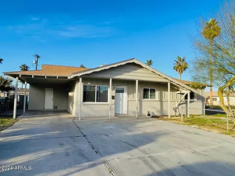 Exterior - 3922 W Brill St, Phoenix, AZ 85009 photo 3 of 7