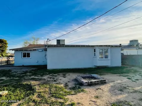 Exterior - 3922 W Brill St, Phoenix, AZ 85009 photo 6 of 7
