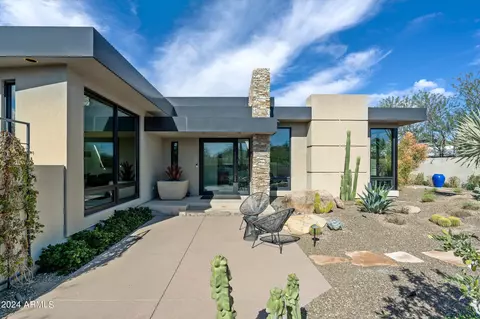 Exterior - 4320 E Buena Terra Way, Phoenix, AZ 85018 photo 2 of 12