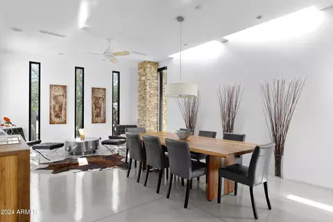 Dining - 4320 E Buena Terra Way, Phoenix, AZ 85018 photo 1 of 2
