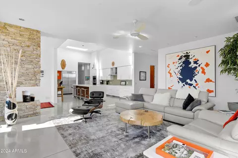 Living - 4320 E Buena Terra Way, Phoenix, AZ 85018 photo 3 of 3