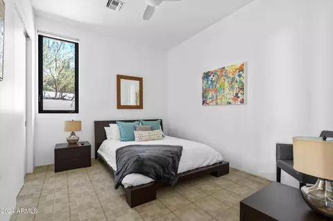 Bedroom - 4320 E Buena Terra Way, Phoenix, AZ 85018 photo 3 of 4