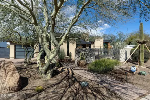 4320 E Buena Terra Way, Phoenix, AZ 85018