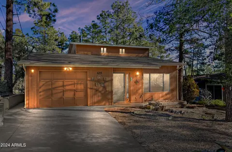 608 Tiburon Dr, Prescott, AZ 86303