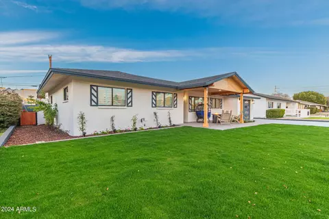 Exterior - 2514 E Highland Ave, Phoenix, AZ 85016 photo 34 of 40