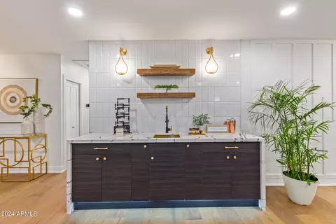Kitchen - 2514 E Highland Ave, Phoenix, AZ 85016 photo 8 of 8