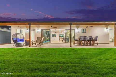 Exterior - 2514 E Highland Ave, Phoenix, AZ 85016 photo 7 of 40