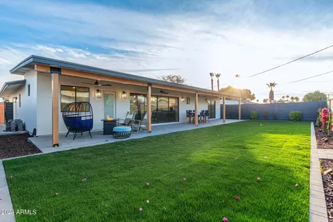 Exterior - 2514 E Highland Ave, Phoenix, AZ 85016 photo 15 of 40
